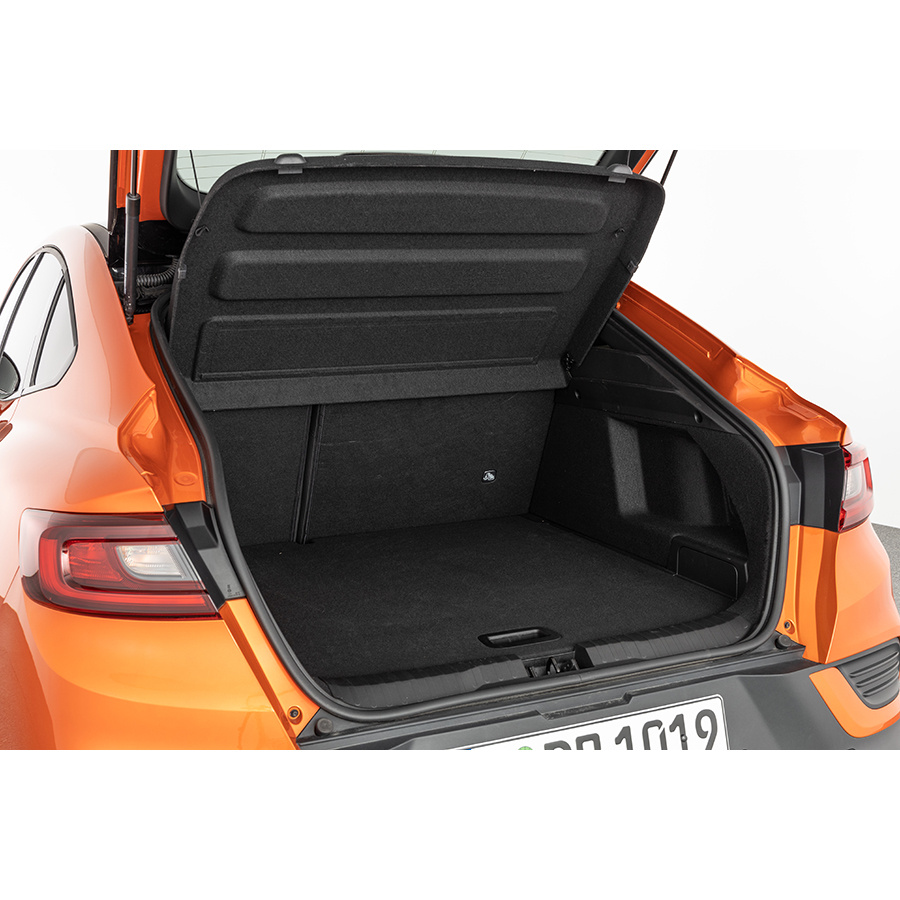 Renault Arkana E-Tech 145