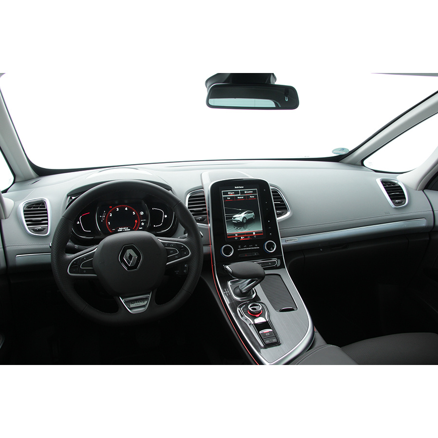 Renault Espace TCe 225 Energy EDC