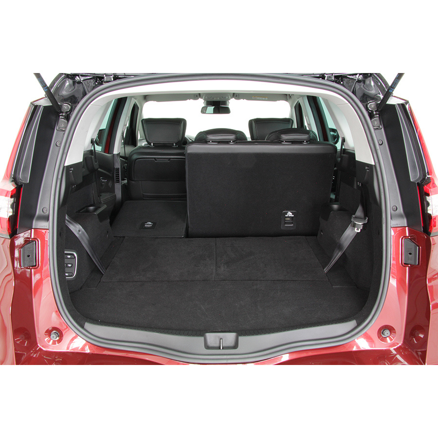 Renault Grand Scenic dCi 160 Energy EDC