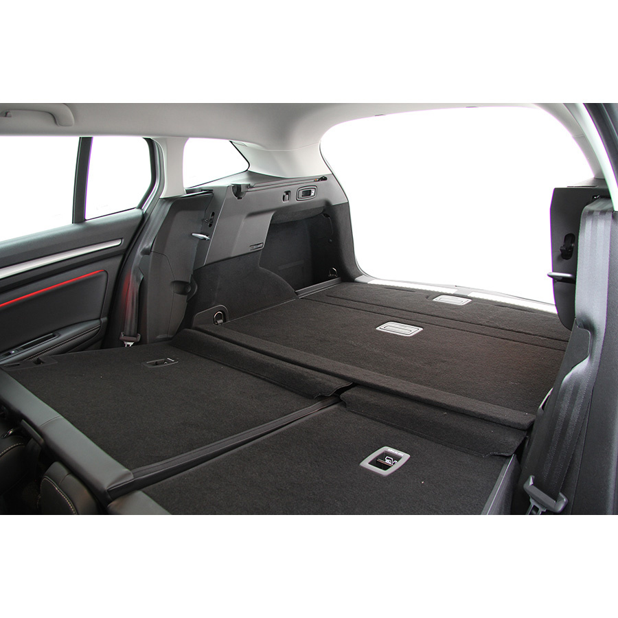 Renault Megane IV Estate TCe 130 Energy Intens