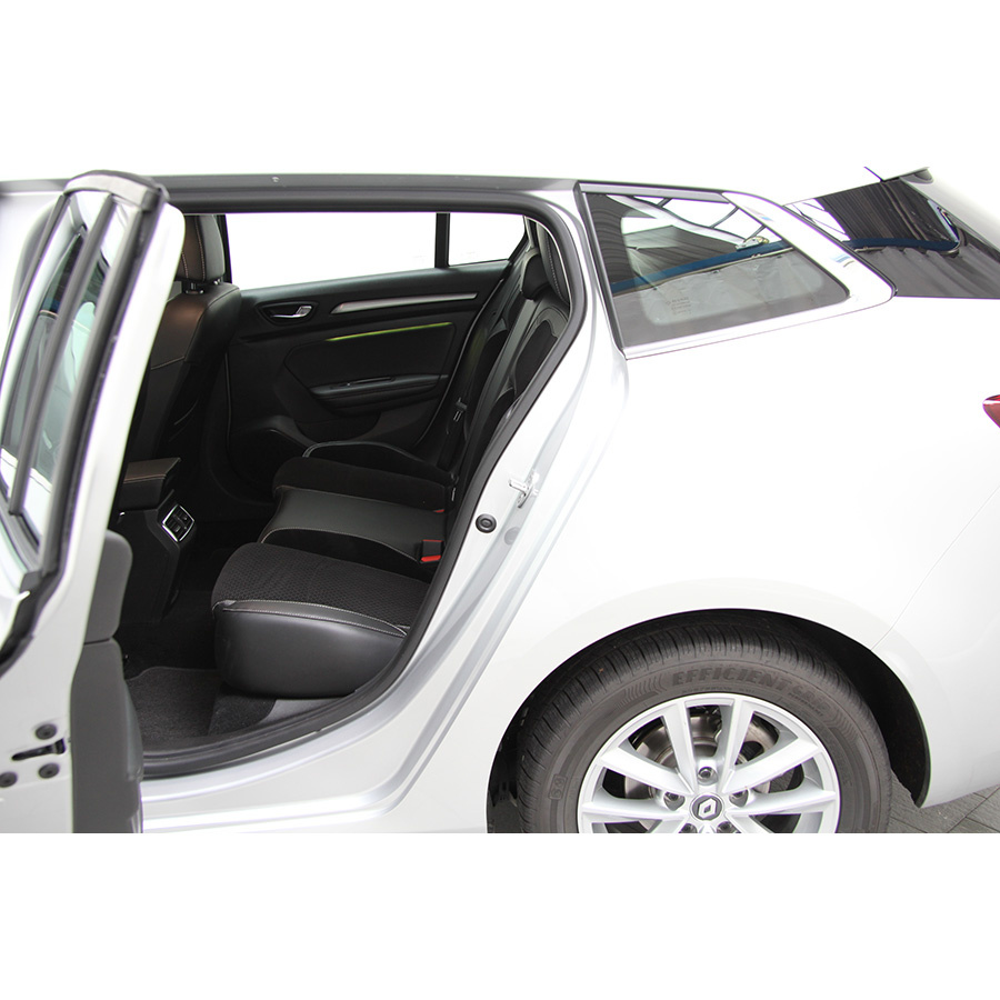 Renault Megane IV Estate TCe 130 Energy Intens