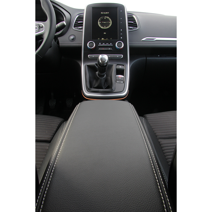 Renault Scenic dCi 110 Energy Hybrid Assist Intens