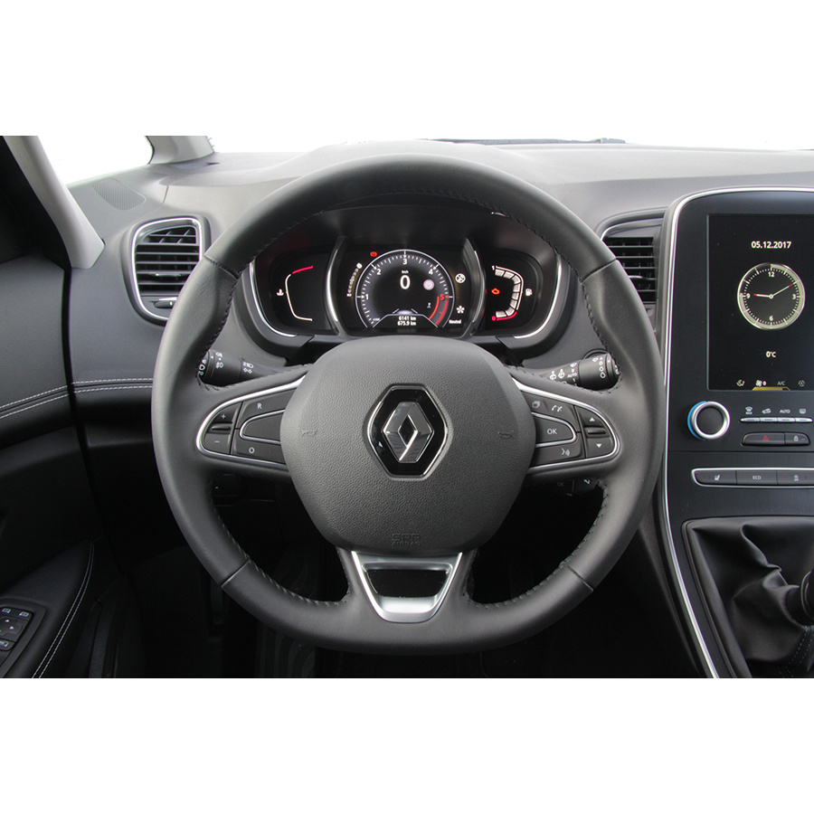 Renault Scenic dCi 110 Energy Hybrid Assist Intens