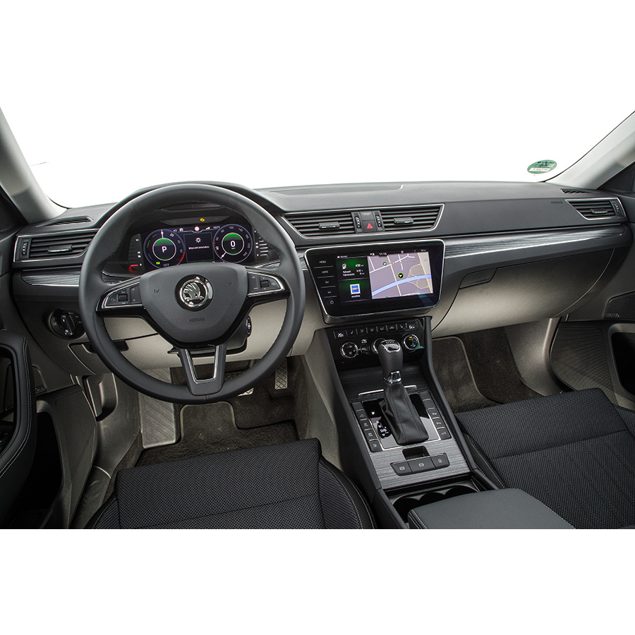 Skoda Superb Combi 1.4 TSI PHEV 218 ch DSG6