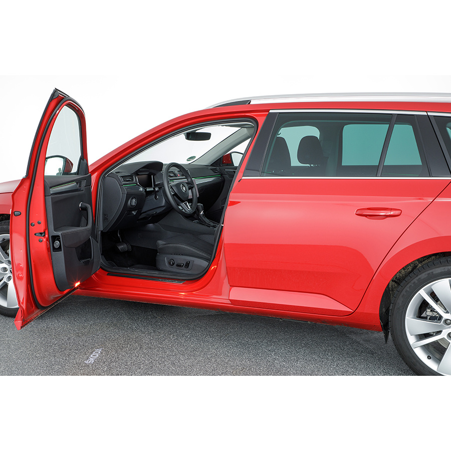 Skoda Superb Combi 1.4 TSI PHEV 218 ch DSG6