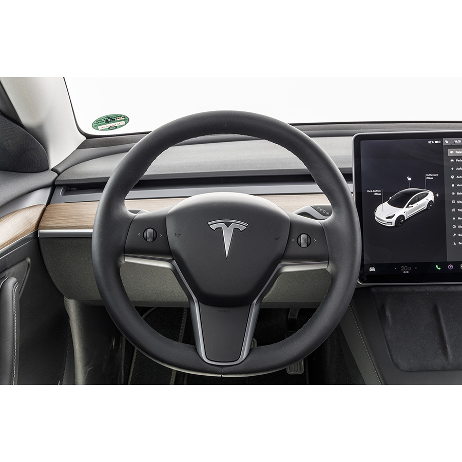 Tesla Model 3 Autonomie Standard Plus RWD