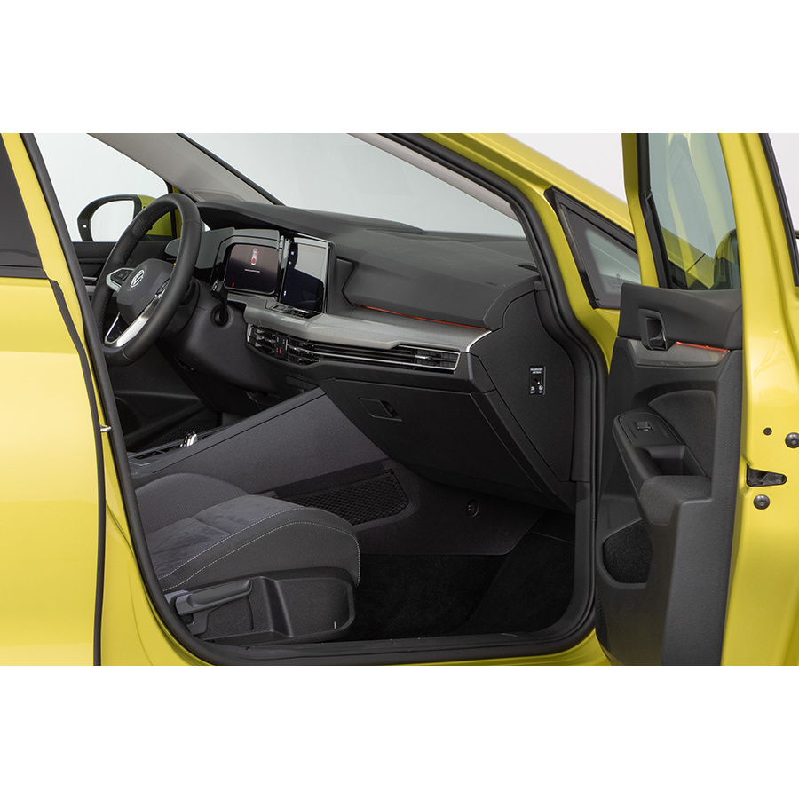 Volkswagen Golf 1.0 eTSI OPF 110 DSG7