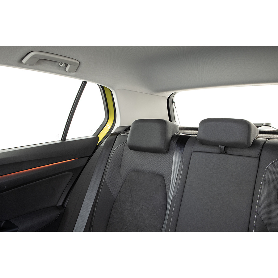 Volkswagen Golf 1.0 eTSI OPF 110 DSG7