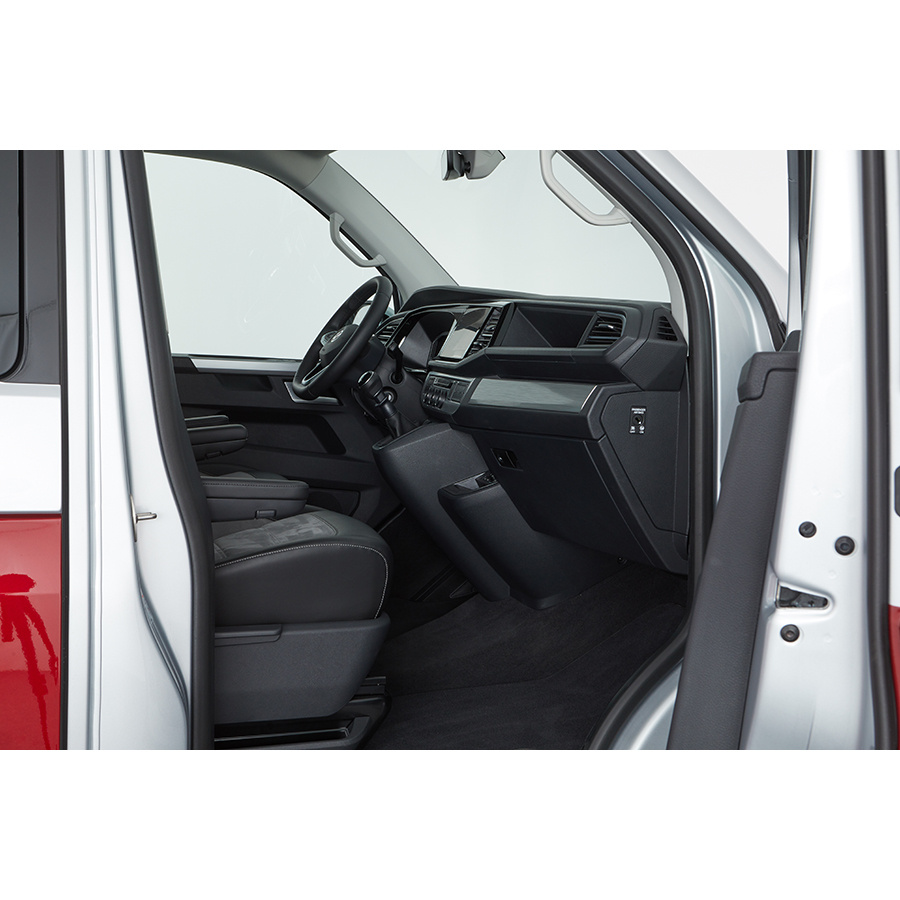 Volkswagen T6.1 Multivan 2.0 TDI 150 BVM6