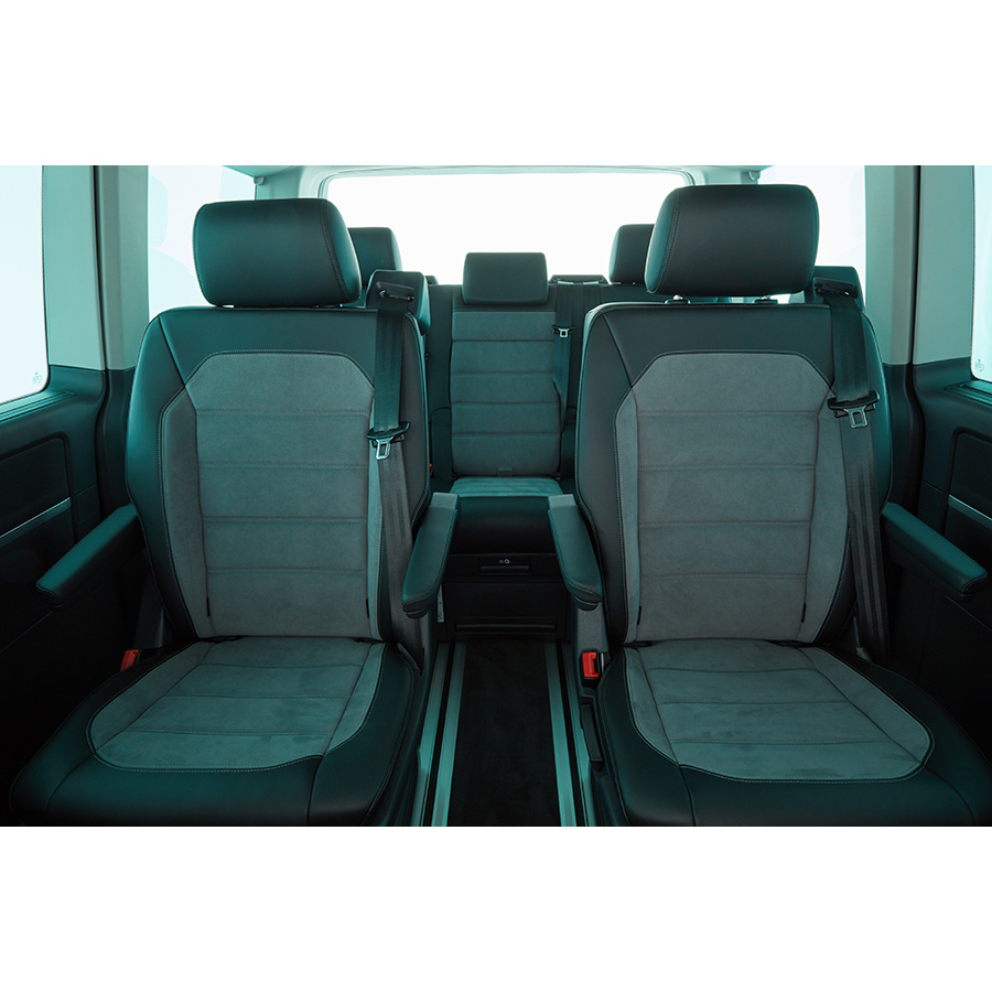 Volkswagen T6.1 Multivan 2.0 TDI 150 BVM6