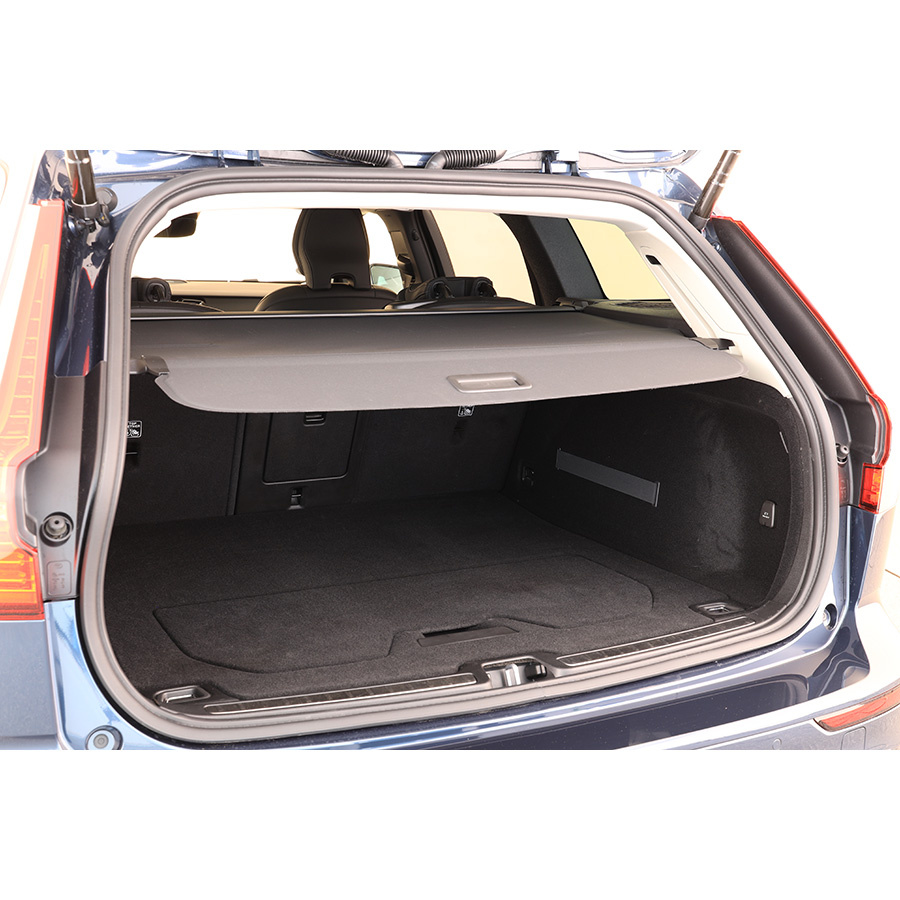 Volvo V60 T6 AWD Recharge 253 ch + 87 ch Geartronic 8